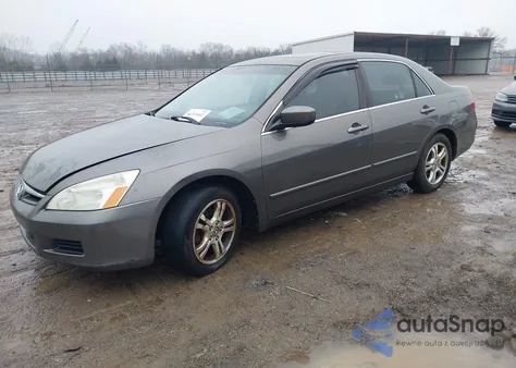 2006 Honda Accord 2.4 Ex из США, поврежденный, VIN 1HGCM56876A177564